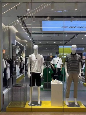 电商时代下，“城市搜索”男装实体零售的逆境生长与日用百货销售新路径